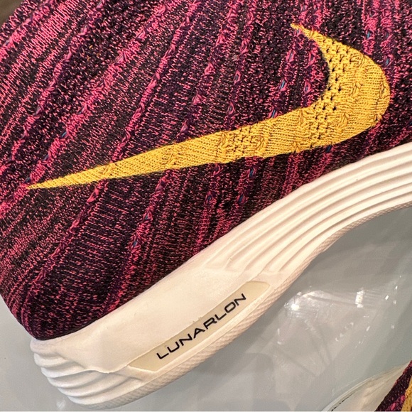 Size 10 - Nike Lunar Flyknit Chukka Grand Purple Laser Orange - Picture 7 of 9